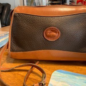 Dooney & Bourke cross body bag